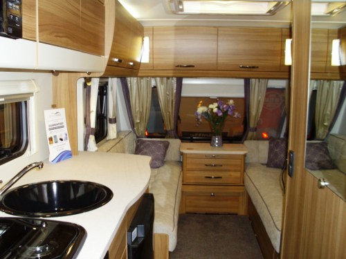Caravan Show 013a
