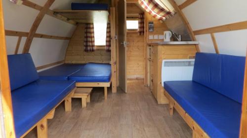 160523 Herding Hill 020a