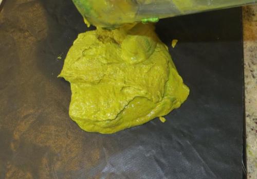 You can tell by the colour that this has avocado in it. It also has courgette, sun-dried tomato, and fresh coriander.